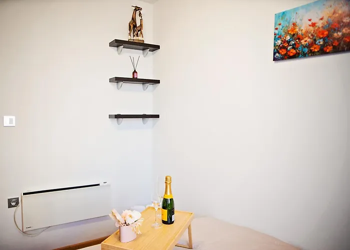 Smile Apartment Warna